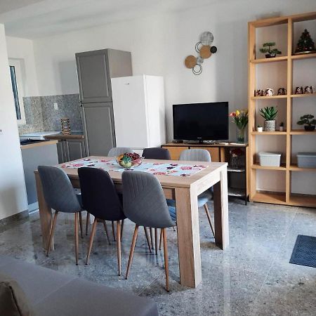 Apartmán Ema Brela Exteriér fotografie