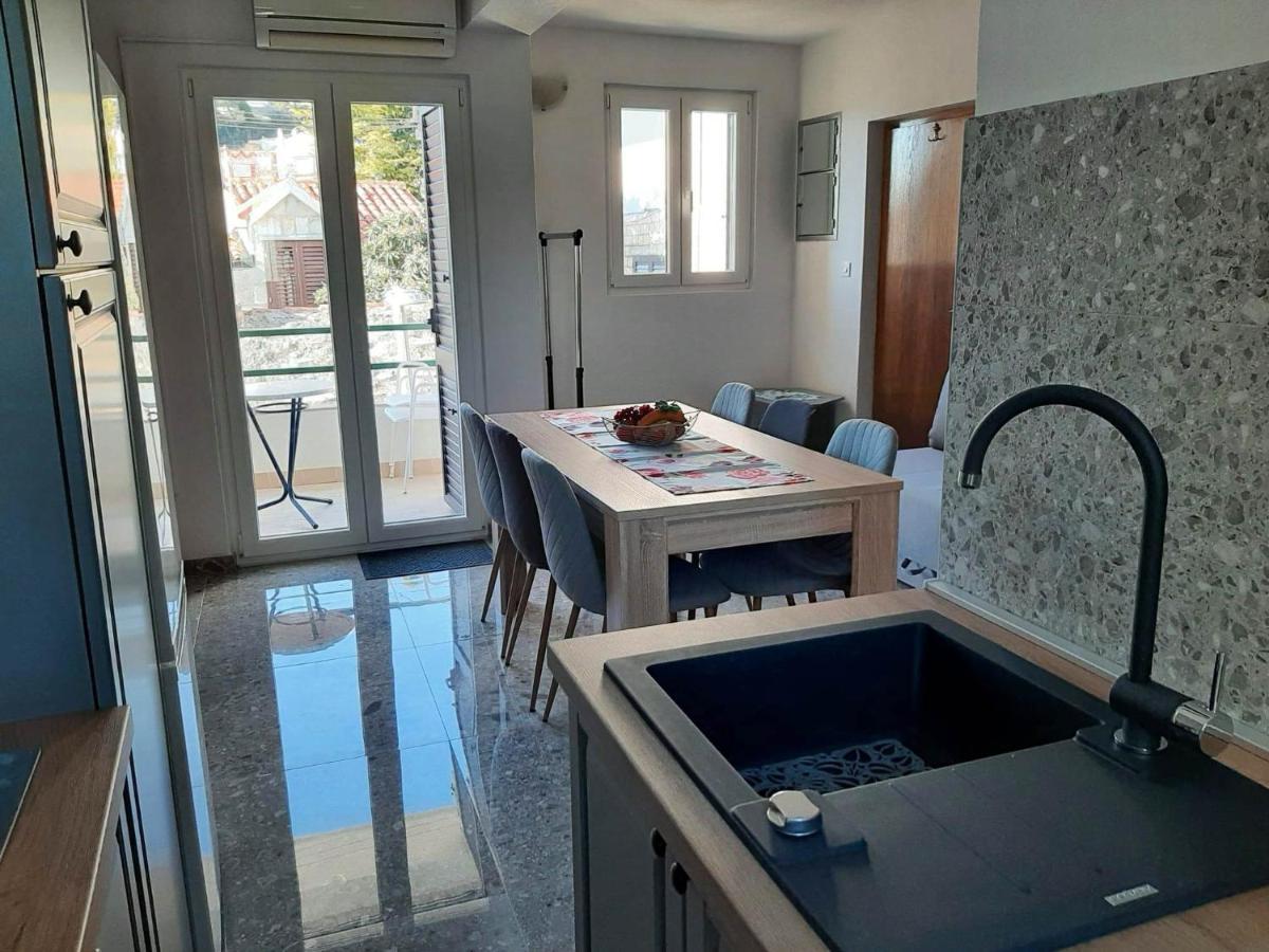 Apartmán Ema Brela Exteriér fotografie